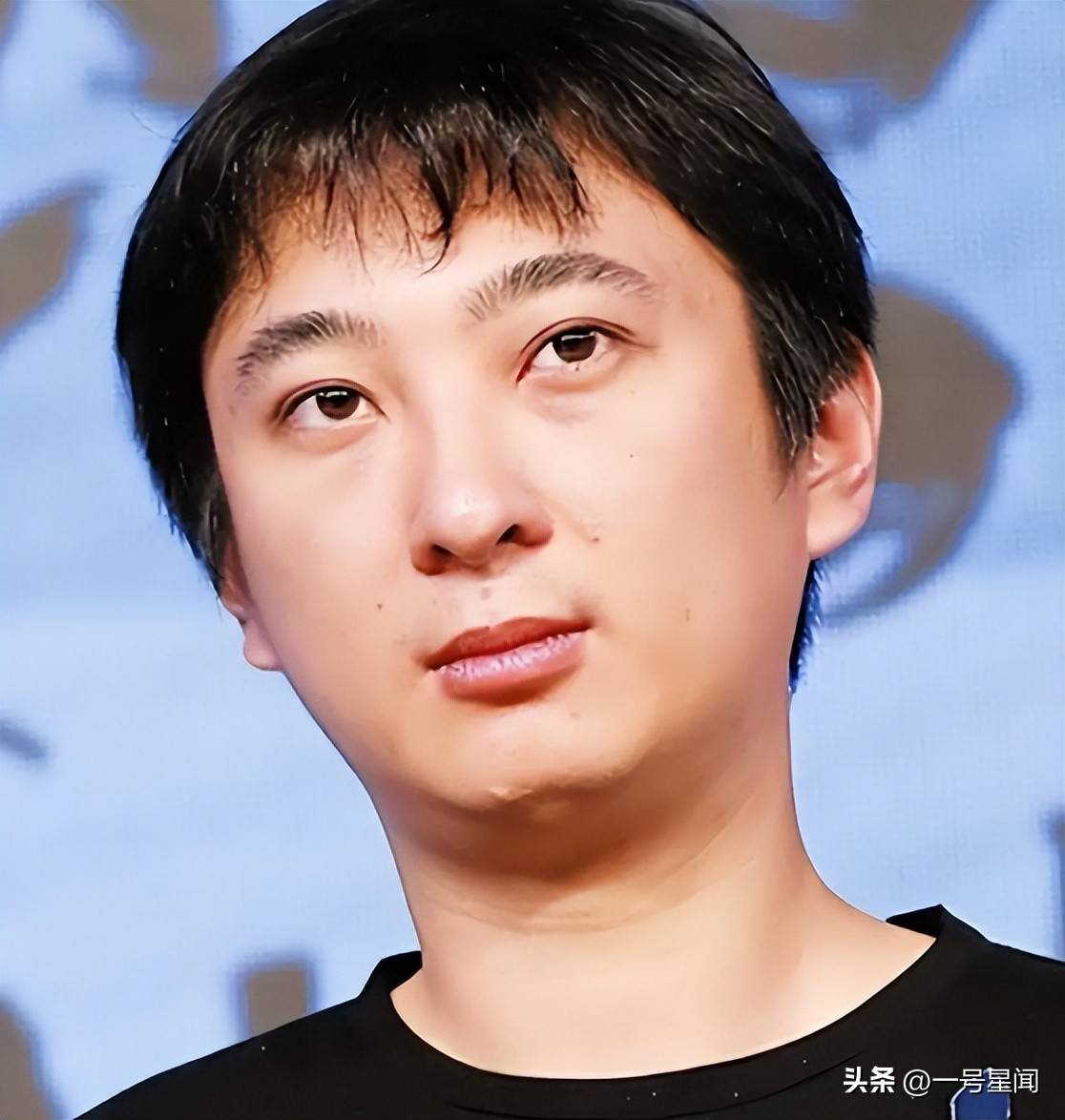王健林36亿债后 王思聪私生女铺路 黄一鸣不装了
