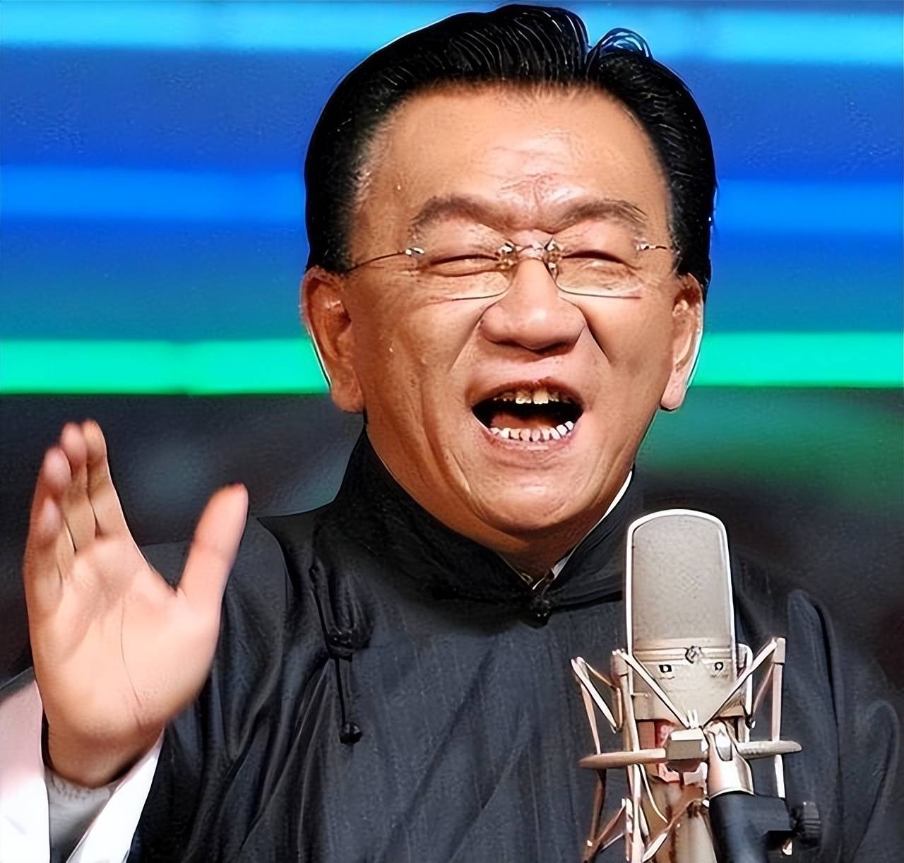 不当行为导致声誉受损,资深艺术家形象崩塌不冤!