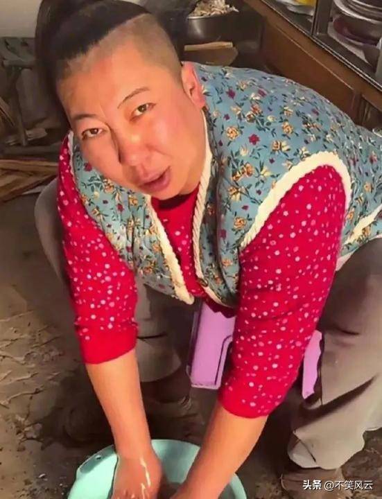 东北雨姐凉凉?官方点名再遭封禁,复出无望