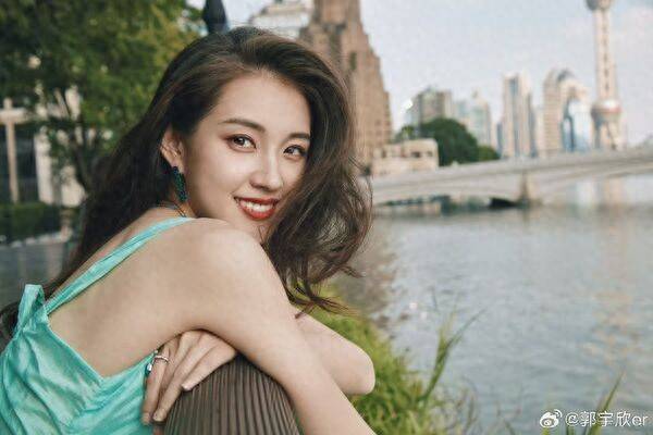 短剧女王郭宇欣录音门:人设崩塌资源停摆