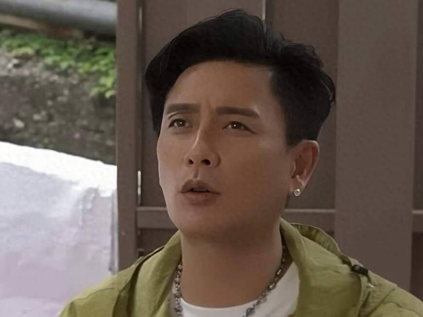 黄宗泽不婚原因曝光:受家庭影响,称离世前花光积蓄