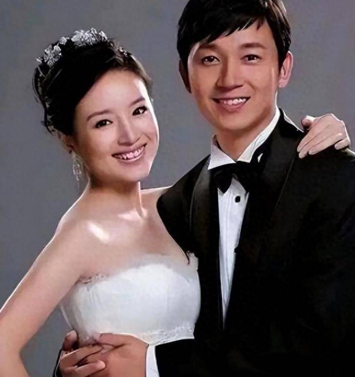 潘粤明董洁11年恩怨落幕,儿子顶顶亲手写信促成判决