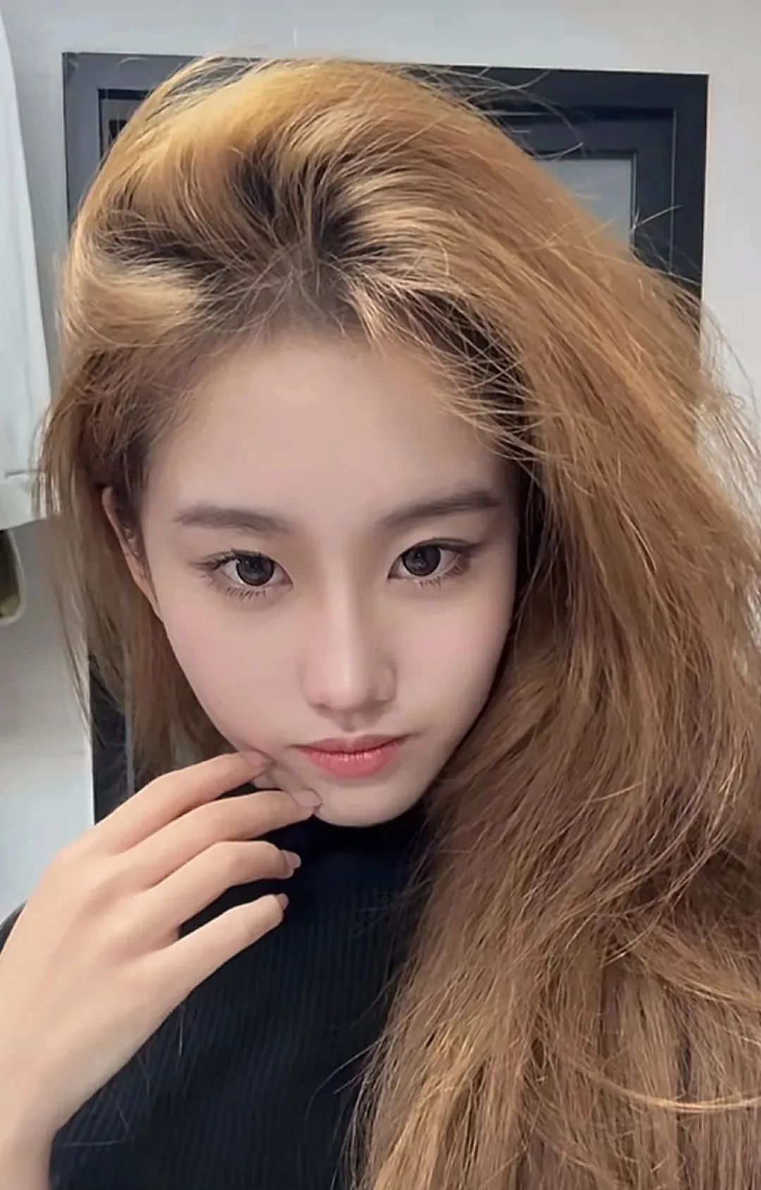 刘亦菲翻版?女大学生颜值爆表,广告邀约不断