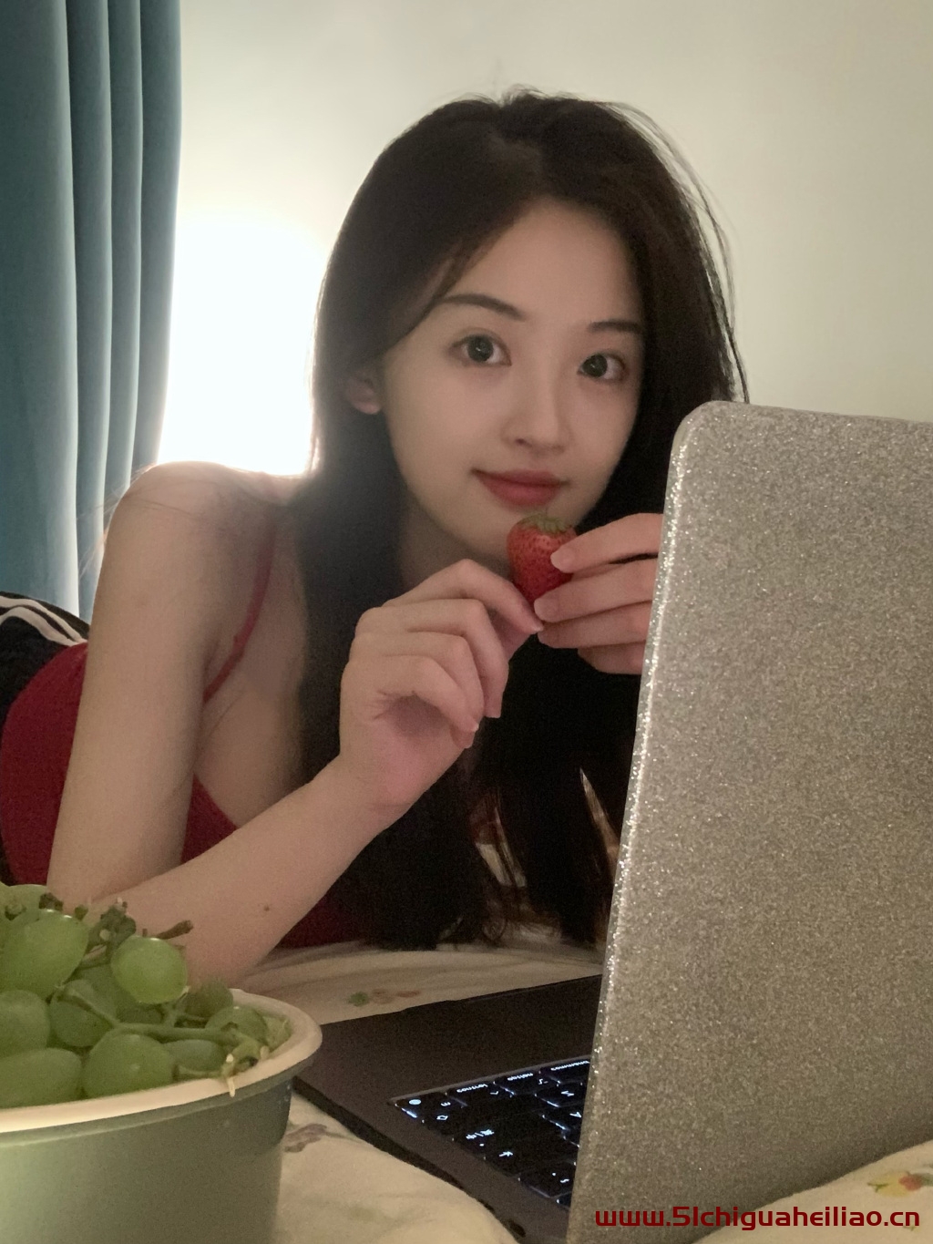 51cg.fun最新官网地址，吃瓜群众速看！