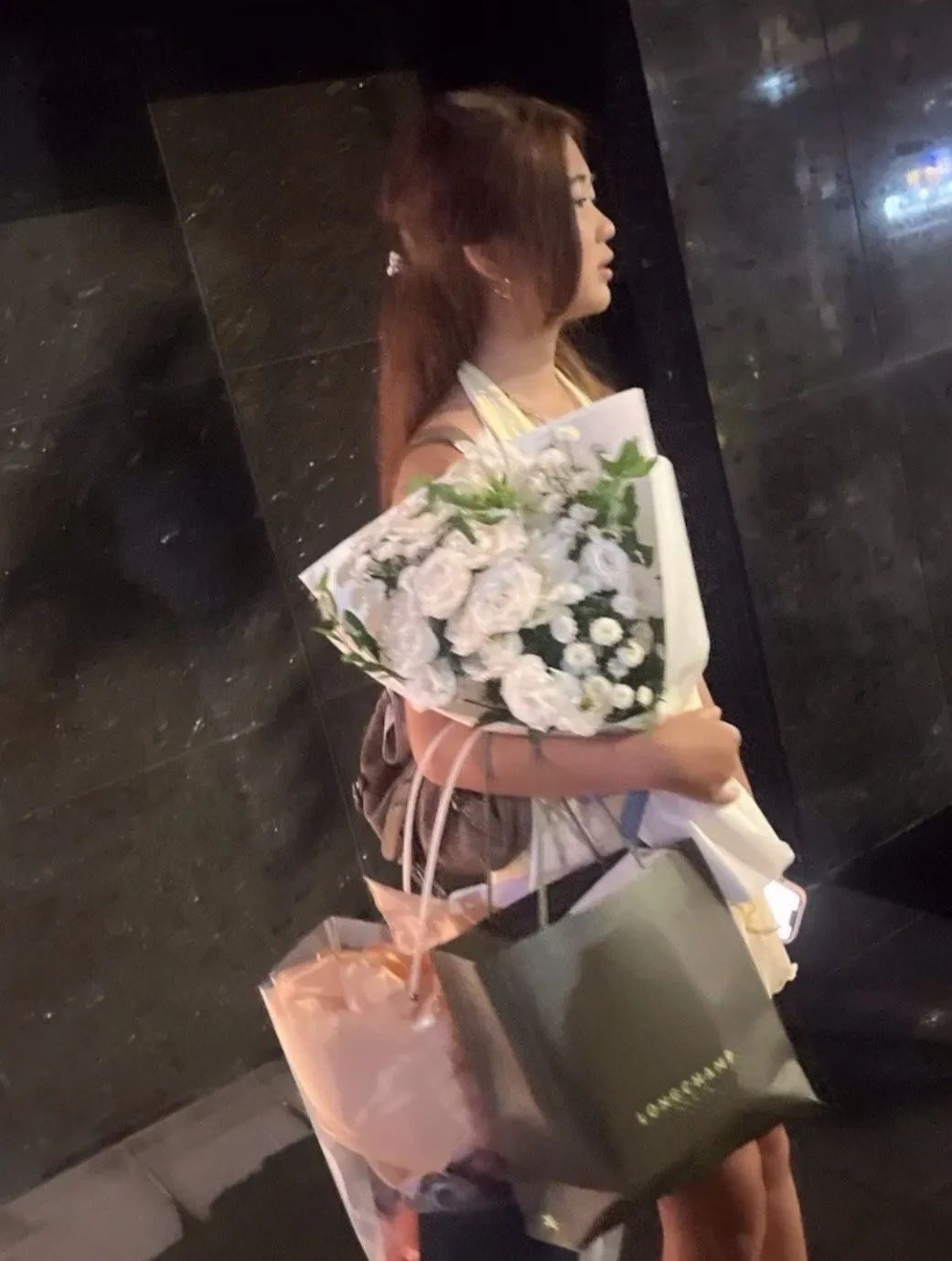 曹格女儿颜值蜕变:14岁甜妹变身御姐