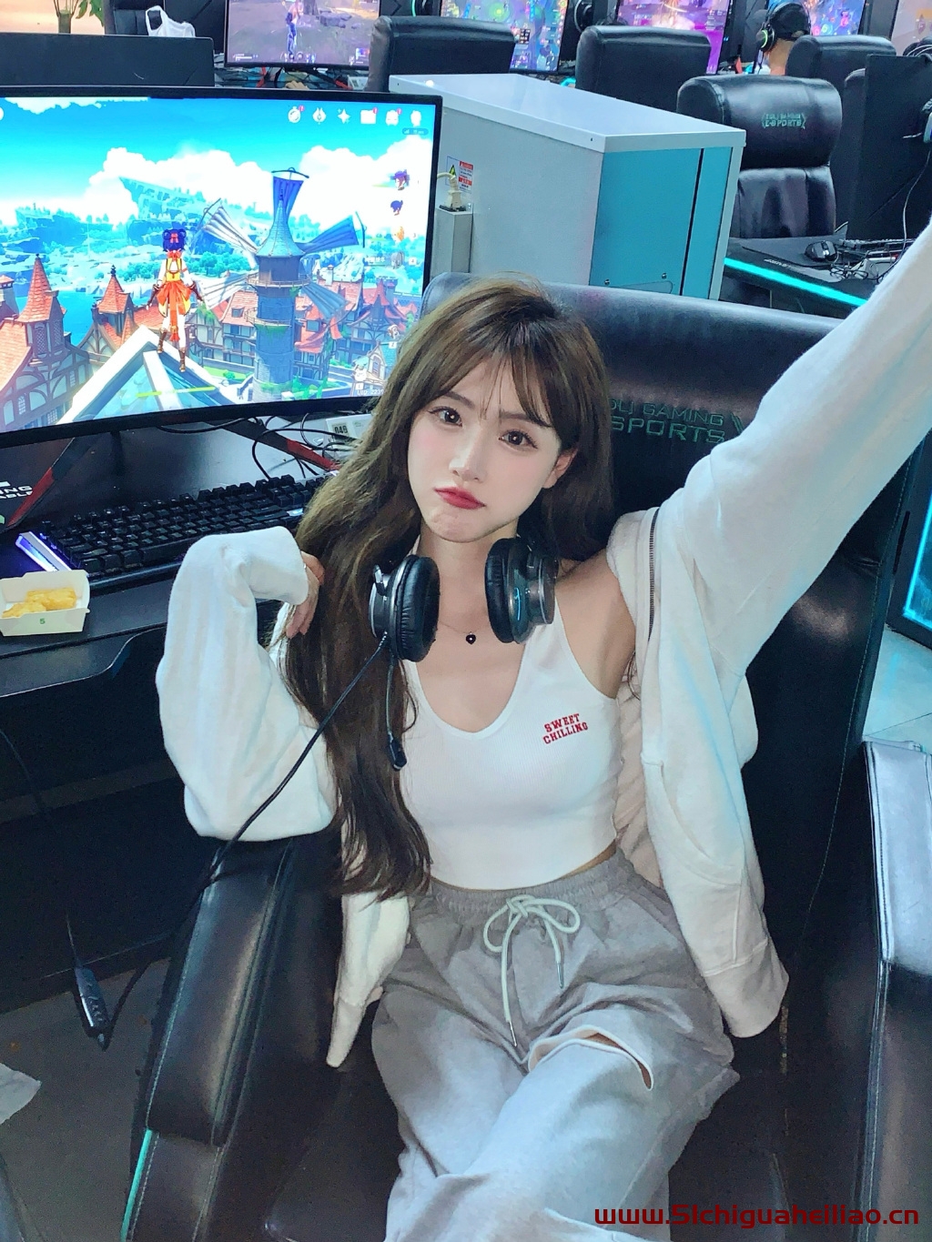 51吃瓜网黑料专区：全网热点深扒不停！