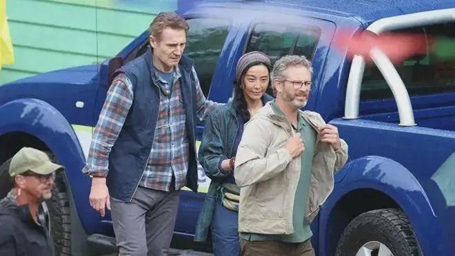 范冰冰东京现身：43岁依旧光彩照人，魅力无限